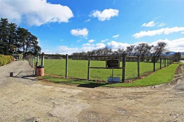 1105 Dovedale Road Dovedale_5