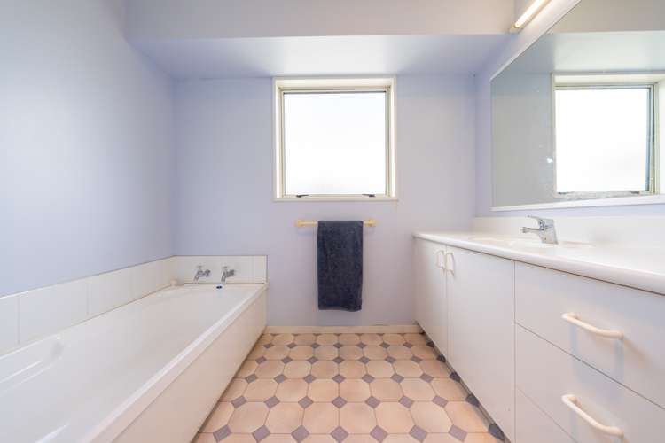 708 Wilderness Road Te Anau Surrounds_12