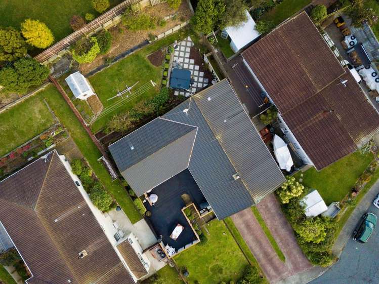 9 Langwell Place Papakowhai_35