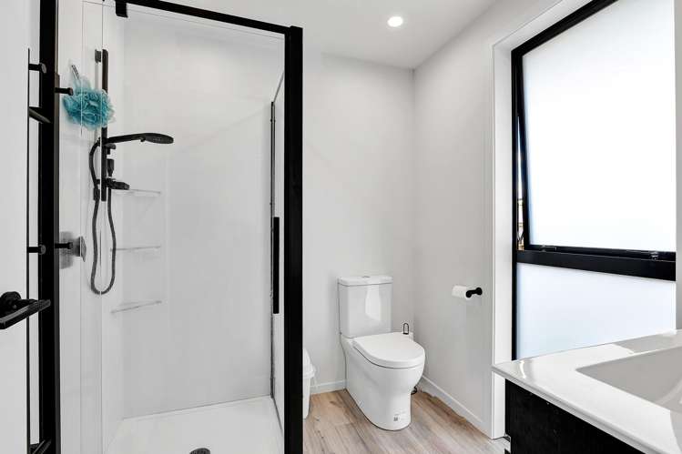 1/118 Brecon Road Stratford_22
