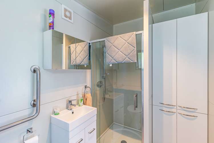 3 Takapu Road Manakau_22