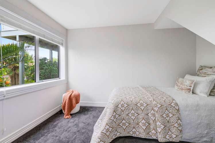 57 Esther Place Red Beach_15