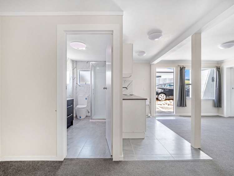 307 Clayton Road Pukehangi_24