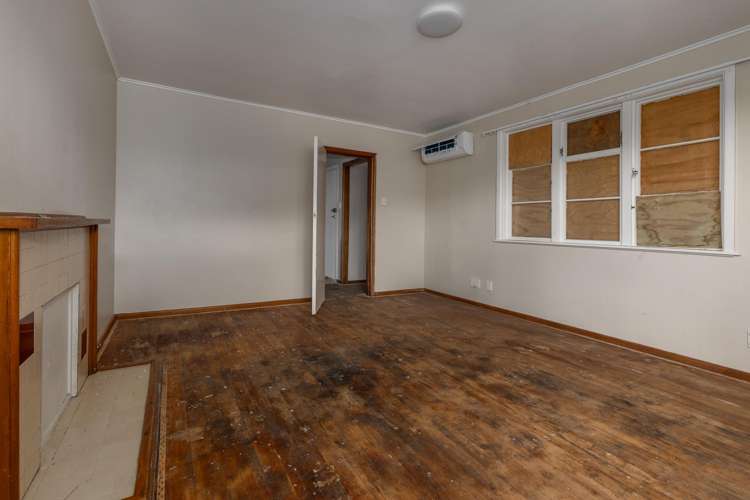 35 Gloucester Street Cannons Creek_5