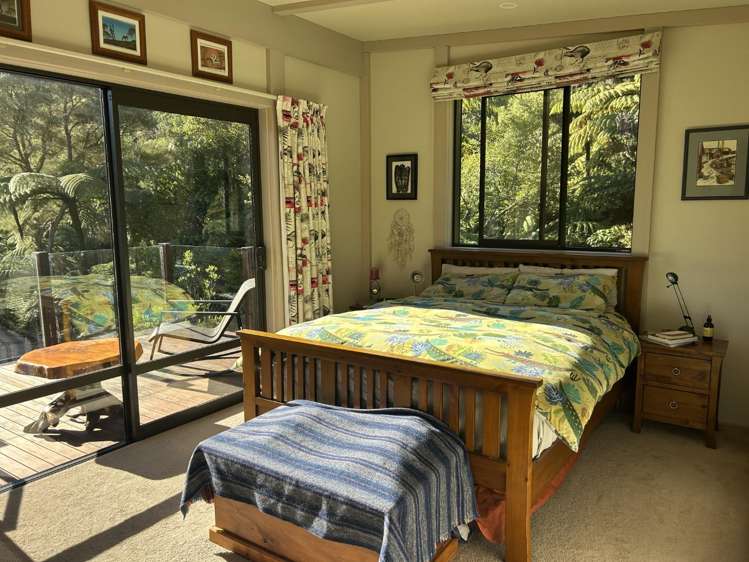 1742 Queen Charlotte Drive Anakiwa and Surrounds_10