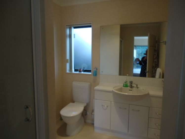 6 Chelmsley Avenue Henderson_11