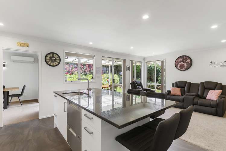 98 Buscomb Avenue Henderson_6