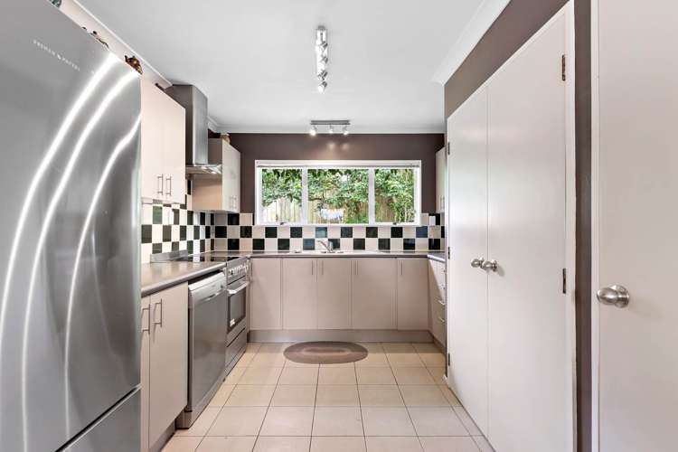 109a Glengarry Road Glen Eden_6