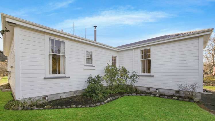 16 Railway Terrace Glentunnel_15