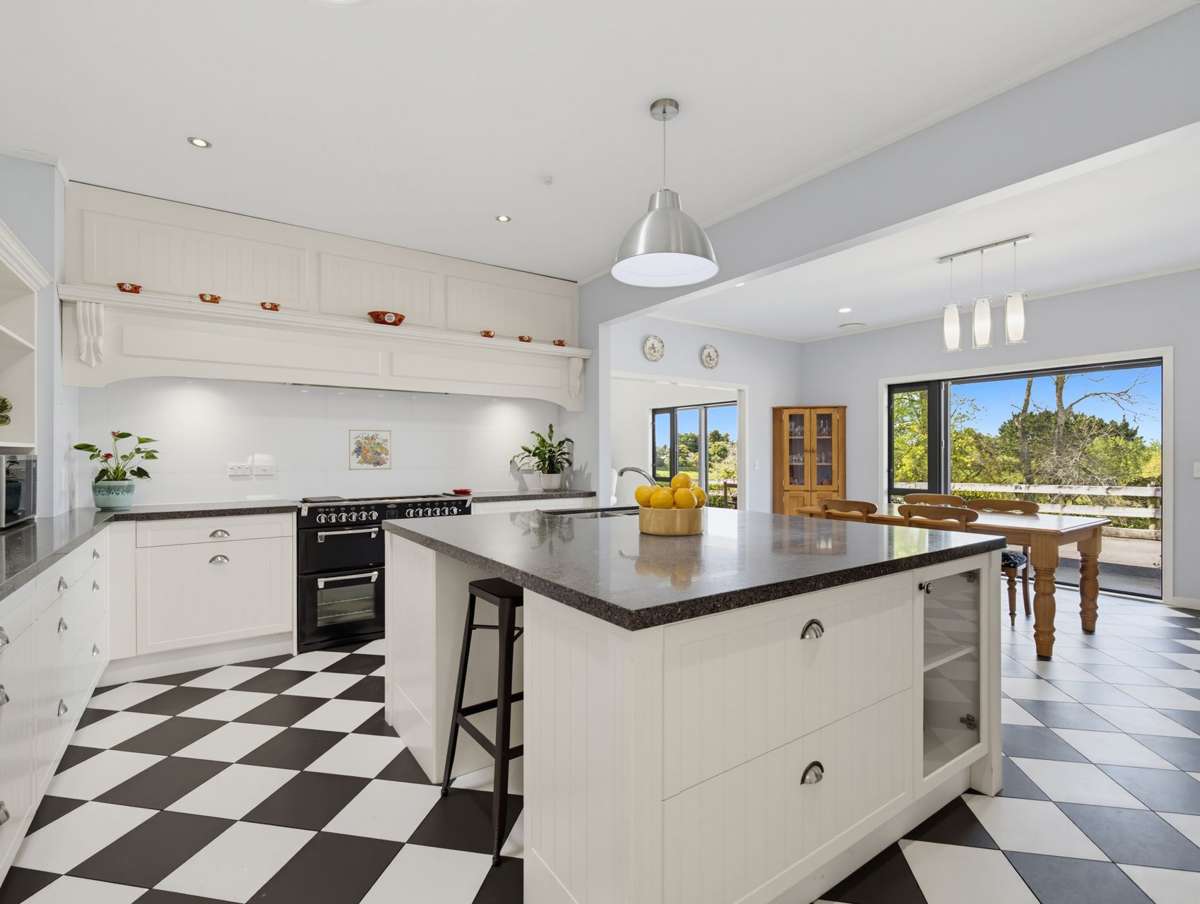 74 Avon Road_4