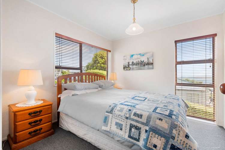 17 Hadfield Street Beach Haven_8