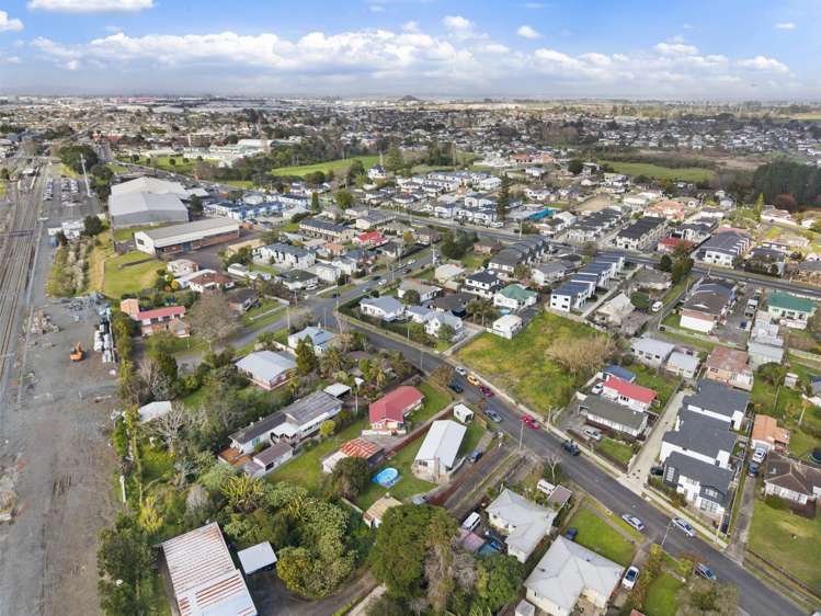 56 Ashlynne Avenue Papatoetoe_13