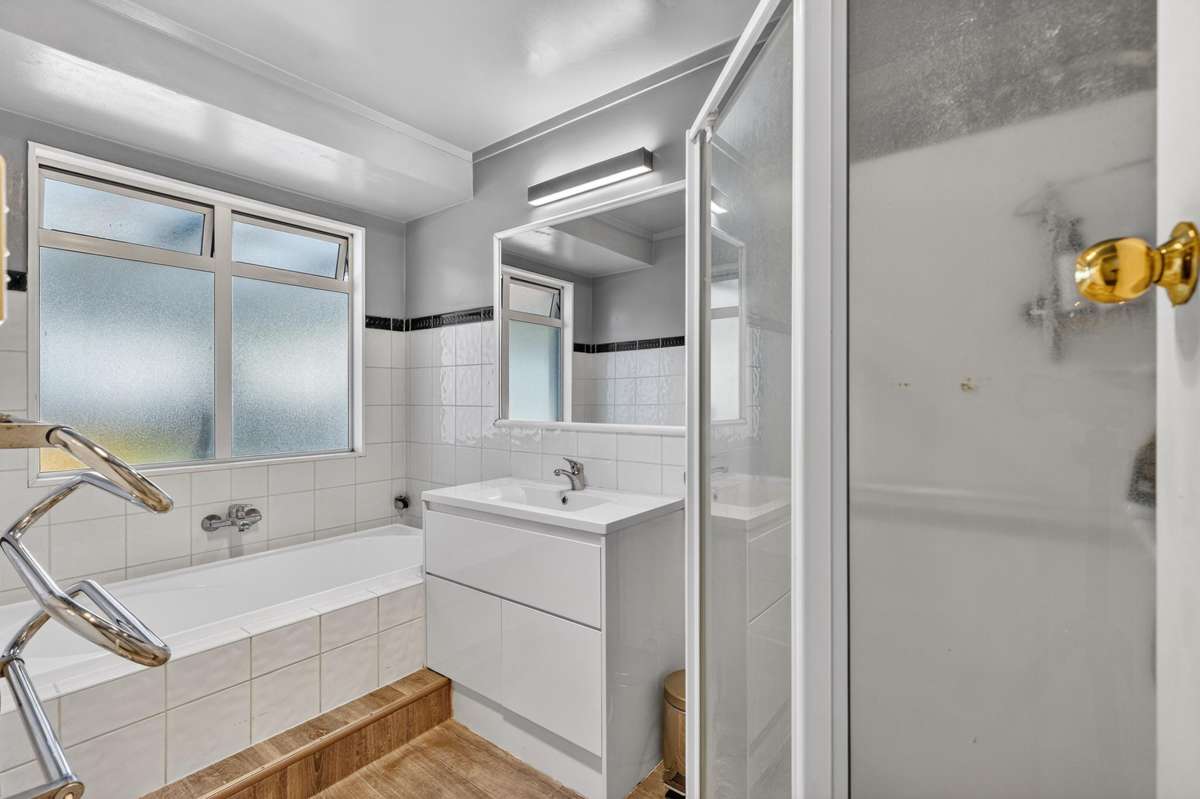 2 Michael Avenue_5