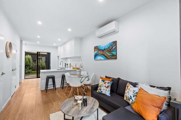 12b Woodhouse Place West Harbour_8
