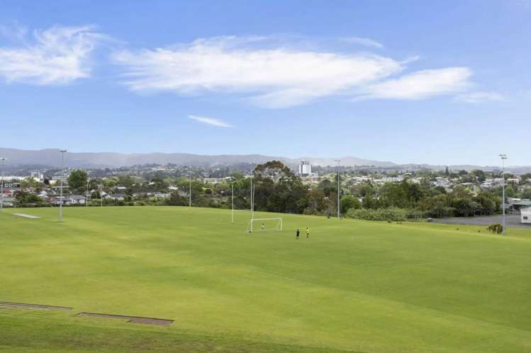 1/3 Treasure Lane Te Atatu South_17