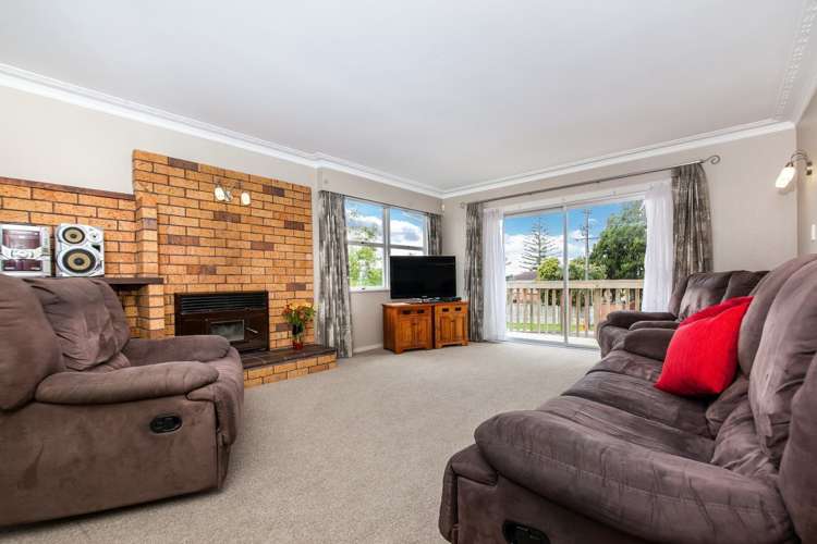 65 Royal View Road Te Atatu South_8