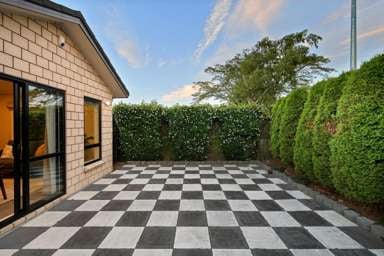 37F Horsham Downs Road_2