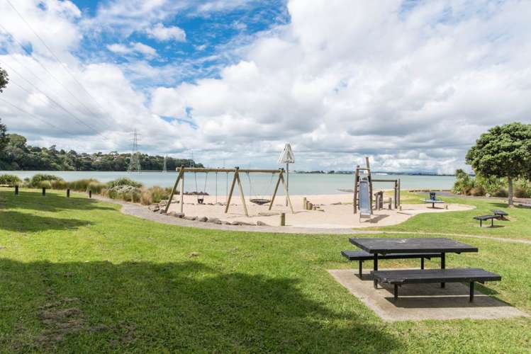 81 Goodall Street Hillsborough_18