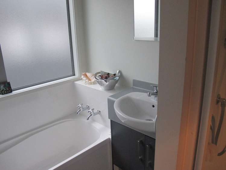 150 The Fairway Matarangi_6