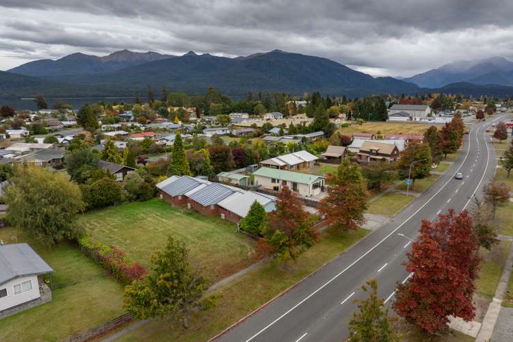 60 Luxmore Drive Te Anau_3