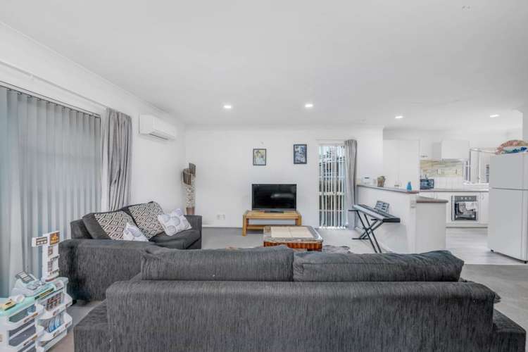 2/75 Jellicoe Road Manurewa_21