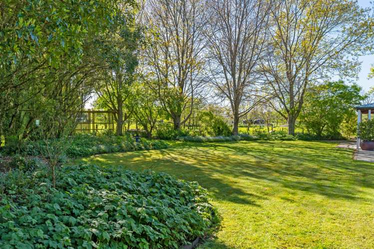 180 Paierau Road Opaki_18