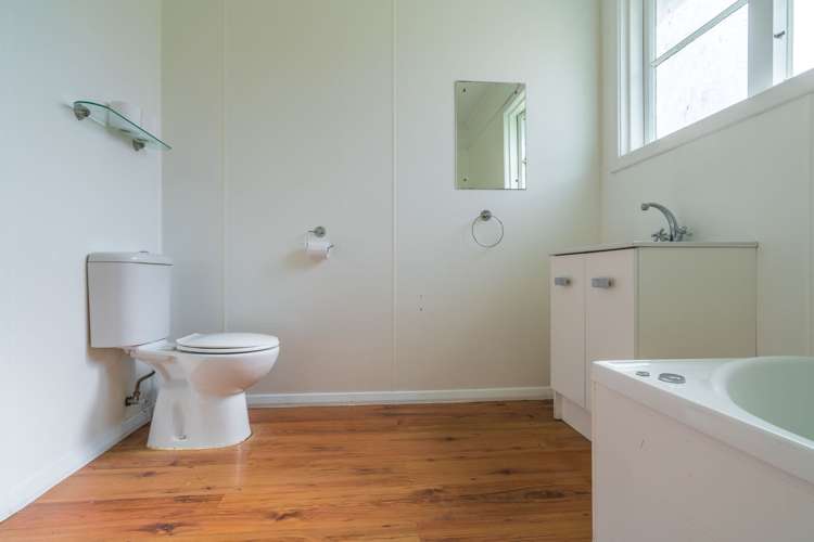 8 Mclagan Street Ohai_16