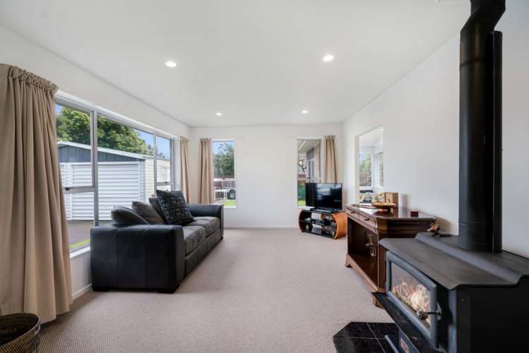 34 Oakley Crescent Hornby_3