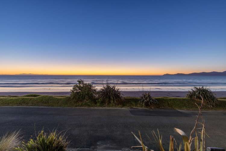 126 The Parade Paekakariki_32