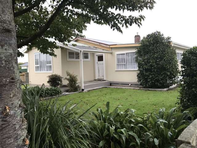 11 Queen Street Waitara_3