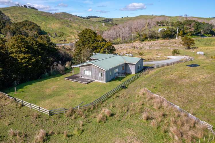 110 Whakapirau Road Maungaturoto_36