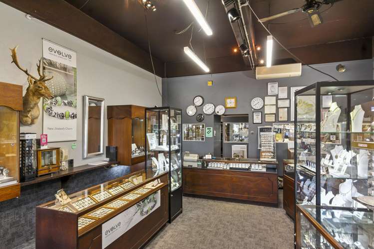 167-169 Oxford Street Levin_20