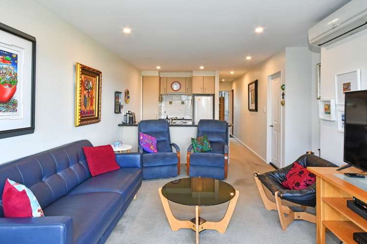 2/8 Landscape Road Papatoetoe_9