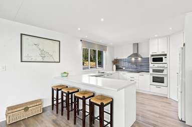 136 Pinchgut Road_1