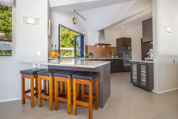 15a Seaview Road Paremata_22