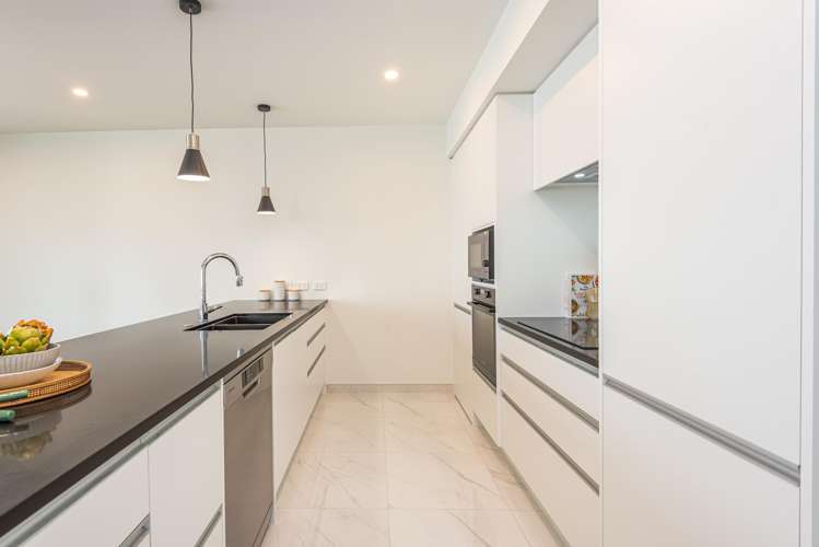 147 Geraldine Street Edgeware_5