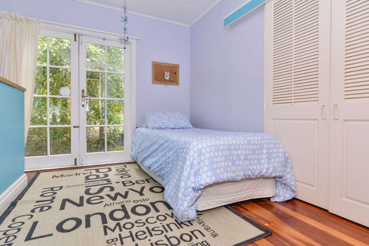 5 Staley Road Parau_9