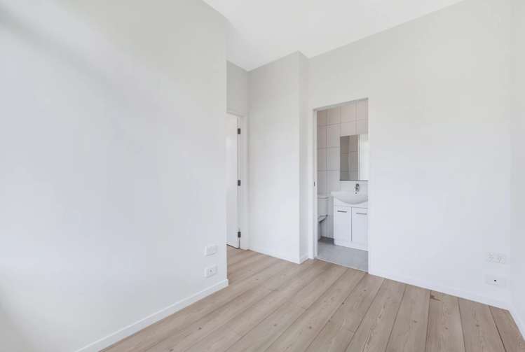 123A Whitford Road Northpark_5