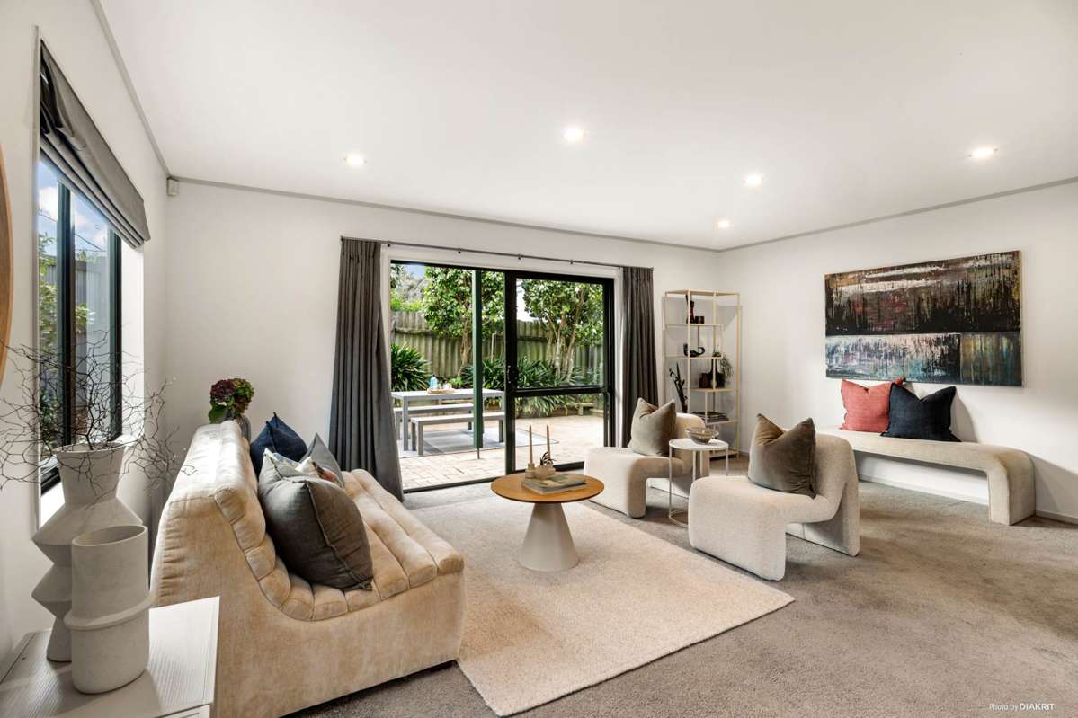 8 Higgs Road_2
