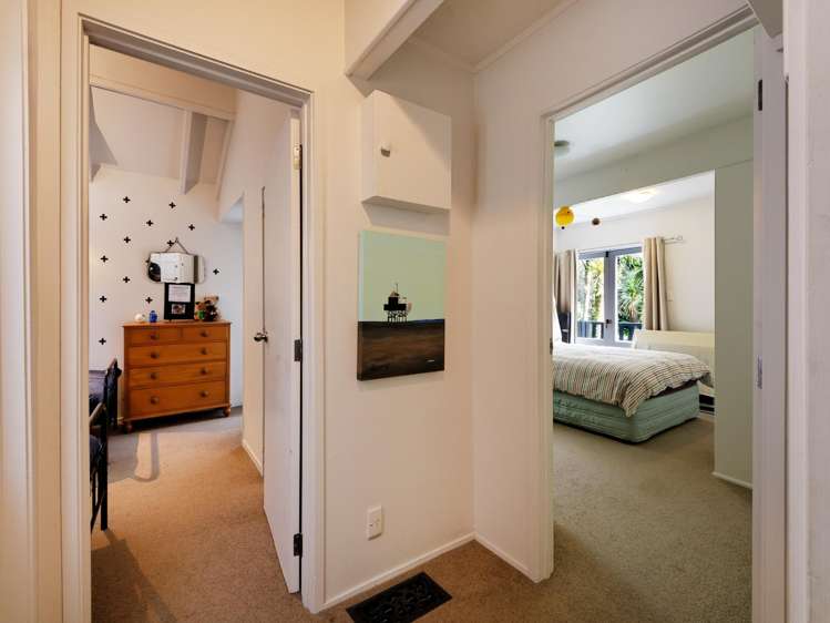 5 Woontons Lane Titirangi_17