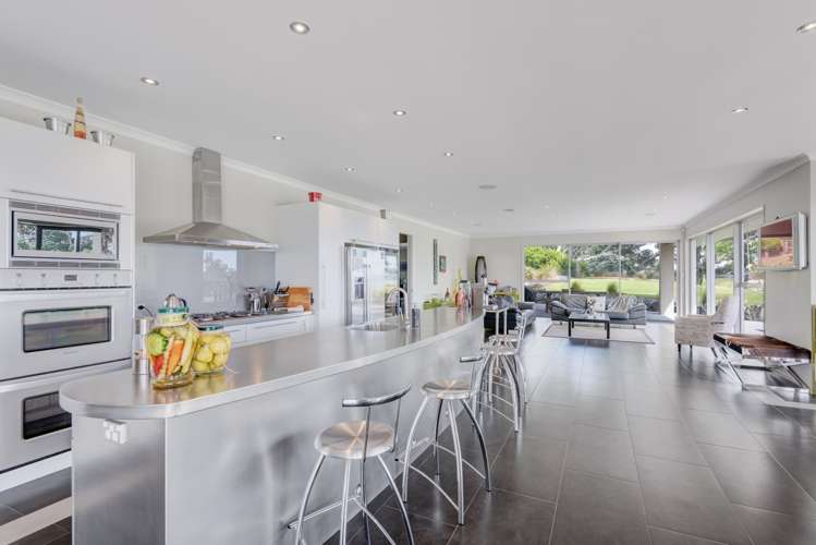 389 Clifton Road Whitford_14