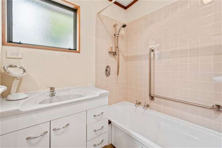 96 Mount Iron Drive Wanaka_10