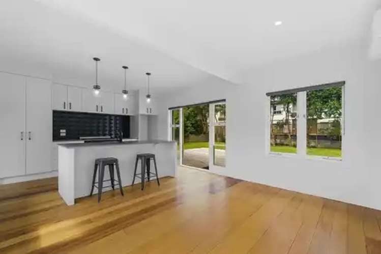 215 River Road 1055_8