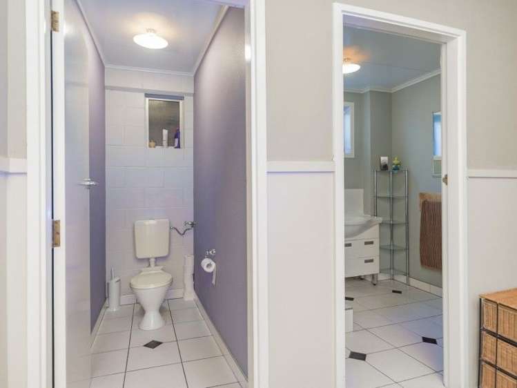 39 Maitland Avenue Stoke_12