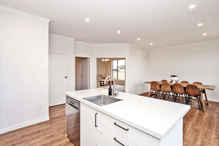 12 Cruickshank Crescent Rosedale_8