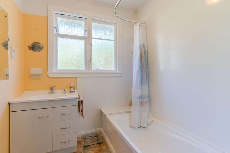 8 Roy Crescent Concord_14