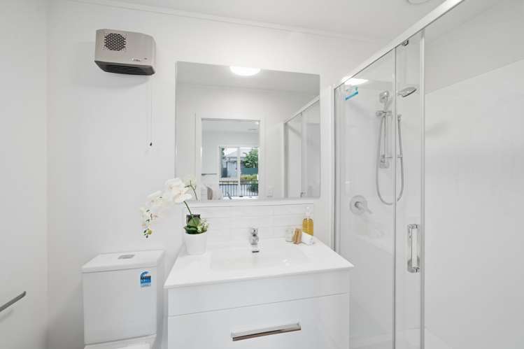 2/28 Wellington Street Linwood_9