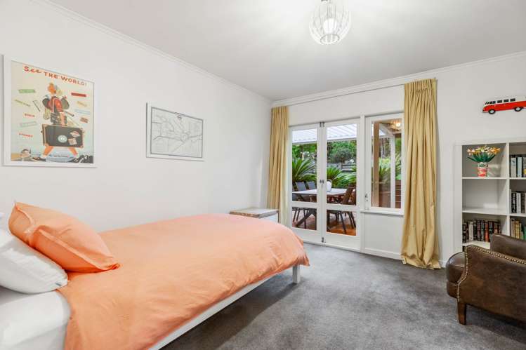 33 Peter Terrace Castor Bay_26