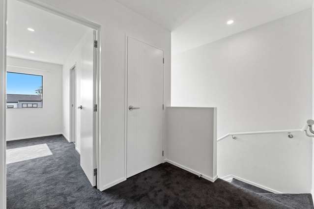 17D Swaffield Road Papatoetoe_4