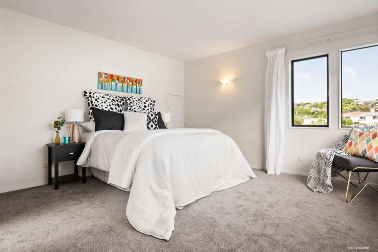 2/7 Jutland Street Mairangi Bay_8